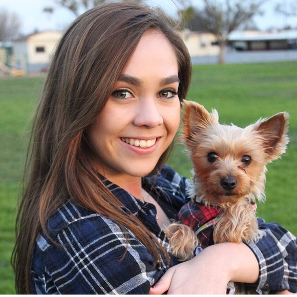 Meet your Posher, Jessica - Picture 6 of 6